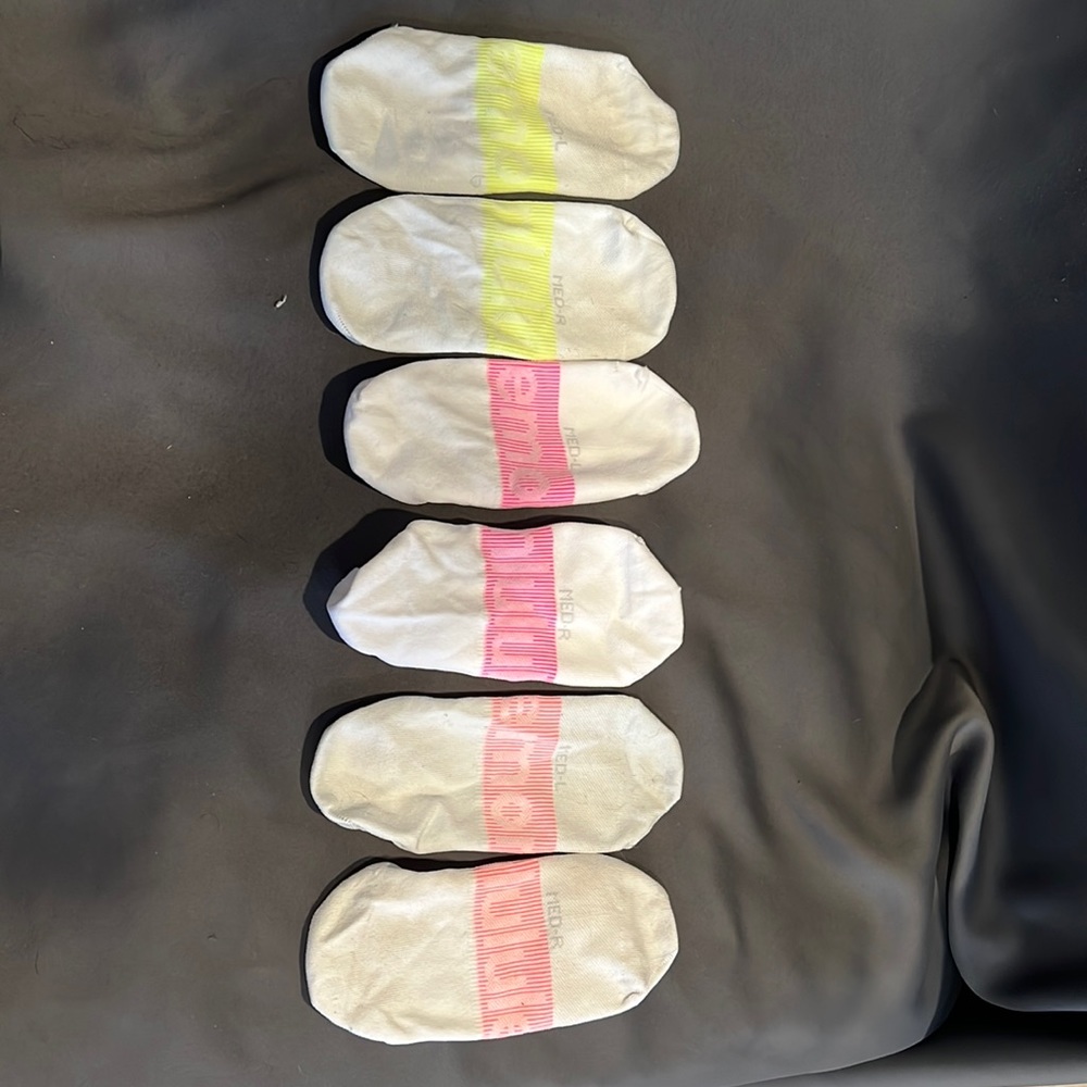 3 pairs M lululemon no show socks